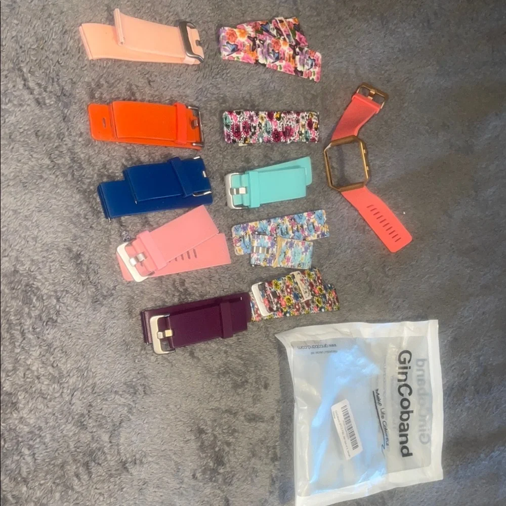 Fitbit Smartwatch Case and Bands Set - Multicolor